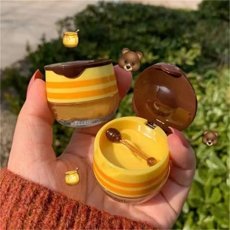 Moisturizing Lip Balm