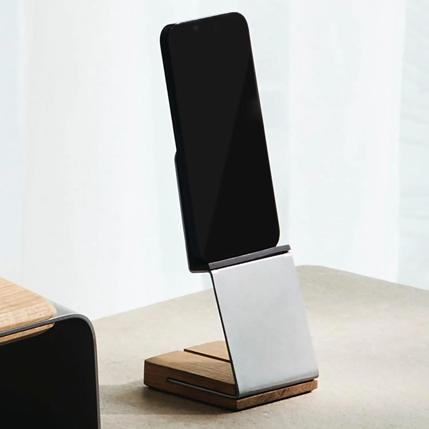 NOOE Hand-on Tablet Stand Mobile Holder, Sturdy Wood and Aluminum Base, for Up to 12 Inch Devices, WALNUT BROWN, NOOE_GFS02NEBKSS