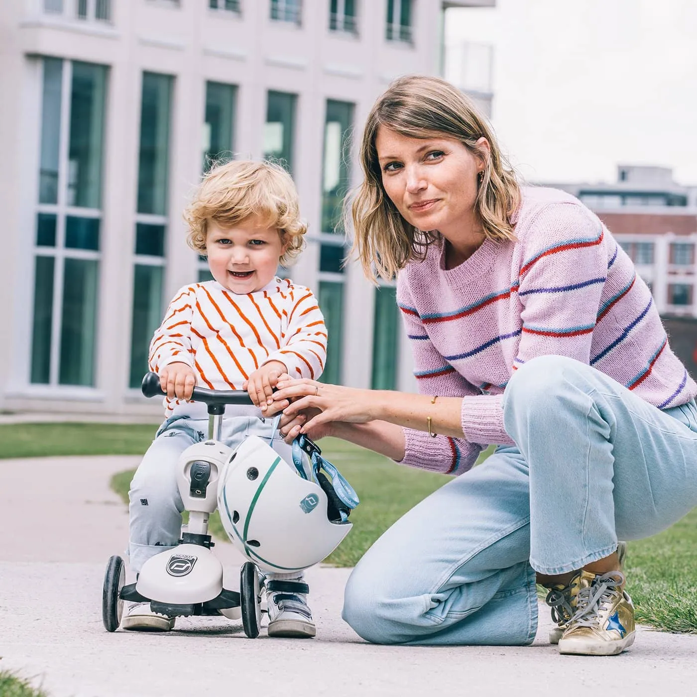 Scoot and Ride 2 in 1 Balance Bike / Scooter - Highwaykick 1 in Ash